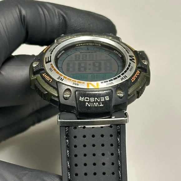 Casio SGW100B-3V Digital Twin Sensor Black & Green 48mm Resin Men’s Sport Watch - Picture 6 of 12